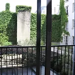Beautiful Apt At Invalides