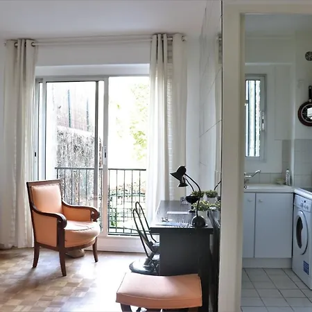 Beautiful Apt At Invalides Paris